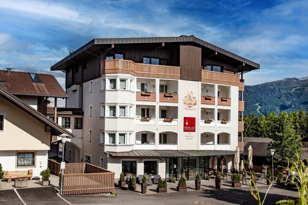 Appartement- Und Wellnesshotel Winkler Фалцес Екстериор снимка